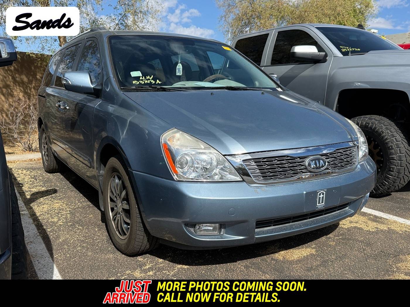 2012 Kia Sedona EX — Minivan — 68,045 mi — Surprise, AZ
