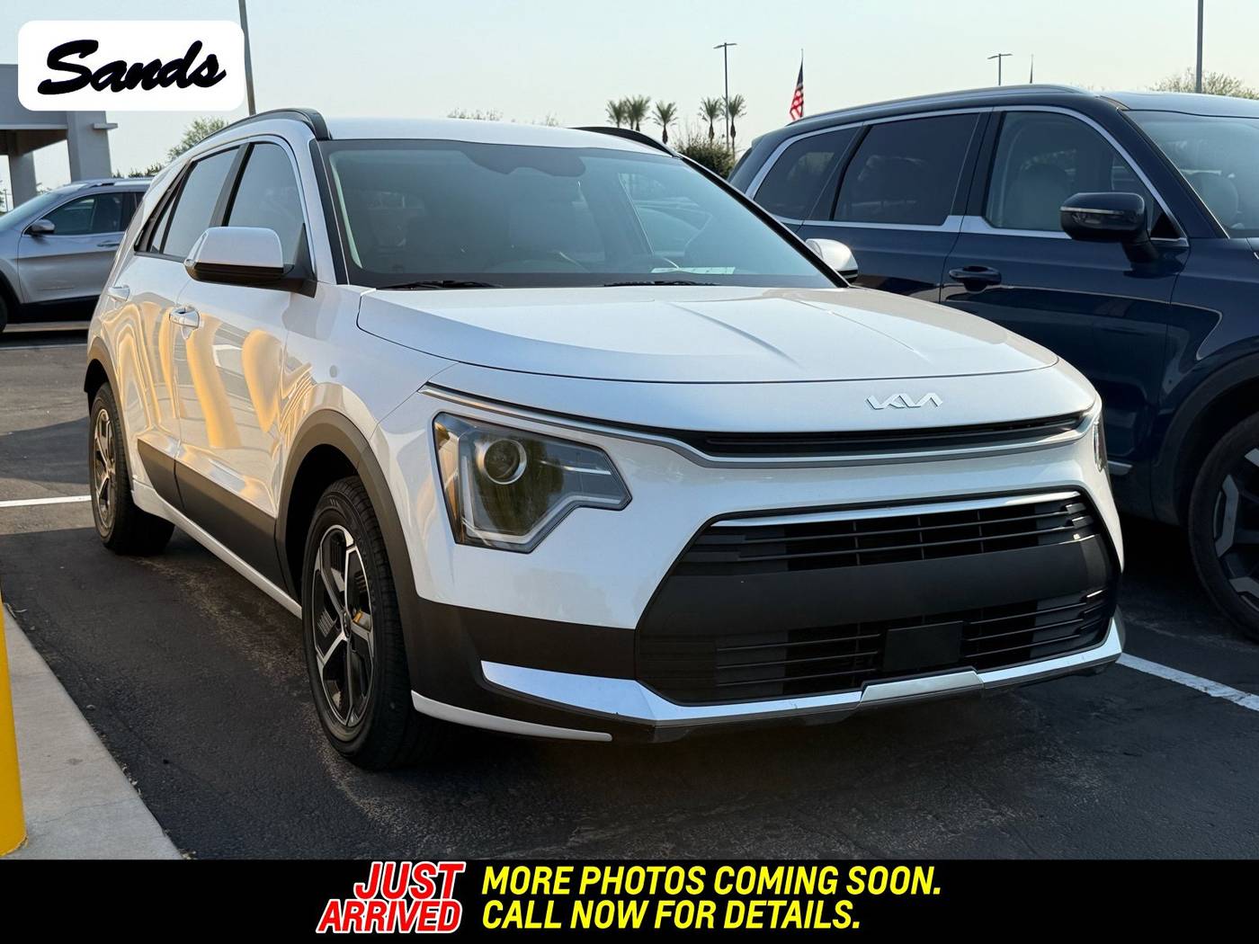 2023 Kia Niro Hybrid EX — SUV — 24,629 mi — Surprise, AZ