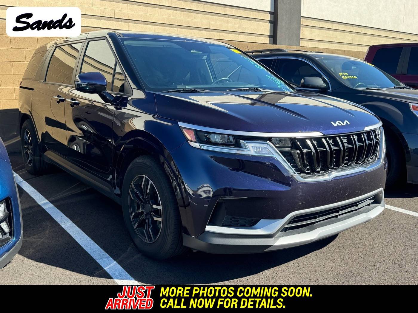 2023 Kia Carnival LXS — Minivan — 36,676 mi — Surprise, AZ
