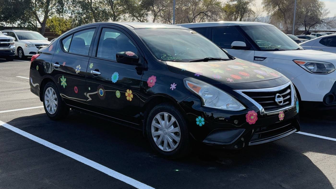 2015 Nissan Versa 1.6 SV — Sedan — 58,701 mi — Surprise, AZ