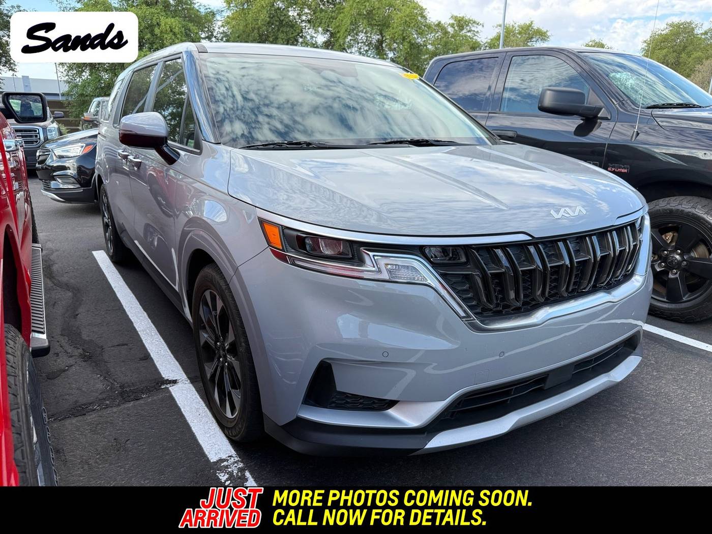2022 Kia Carnival EX — Minivan — 32,618 mi — Surprise, AZ