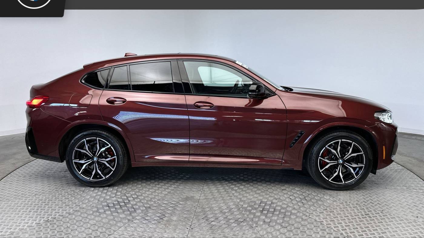 2023 BMW X4 M40i