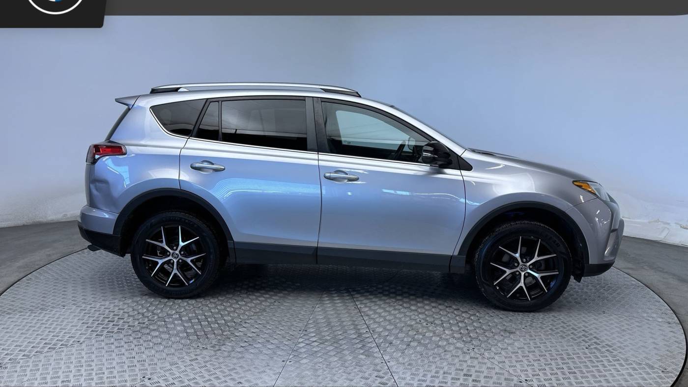 2017 Toyota RAV4 SE — SUV — 107,795 mi — Highlands Ranch, CO