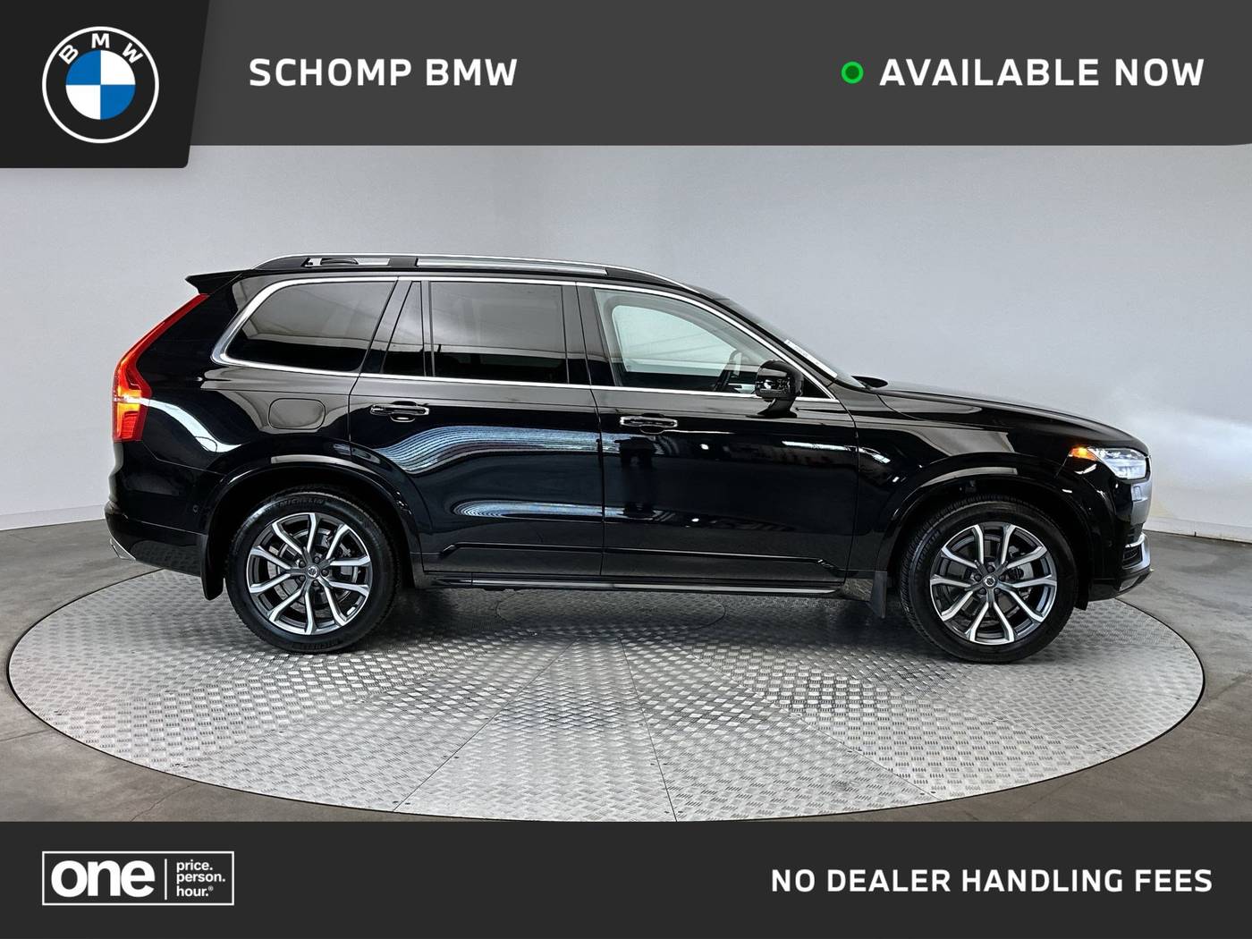 2016 Volvo XC90 T6 Momentum