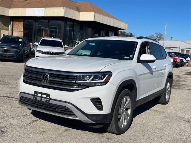 2022 Volkswagen Atlas SE with Technology — SUV — 58,782 mi — Chicago, IL