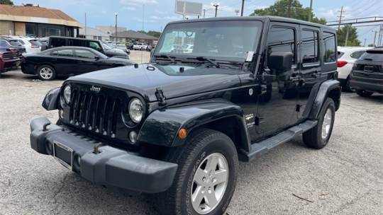 2015 Jeep Wrangler Sahara — SUV — 124,856 mi — Chicago, IL