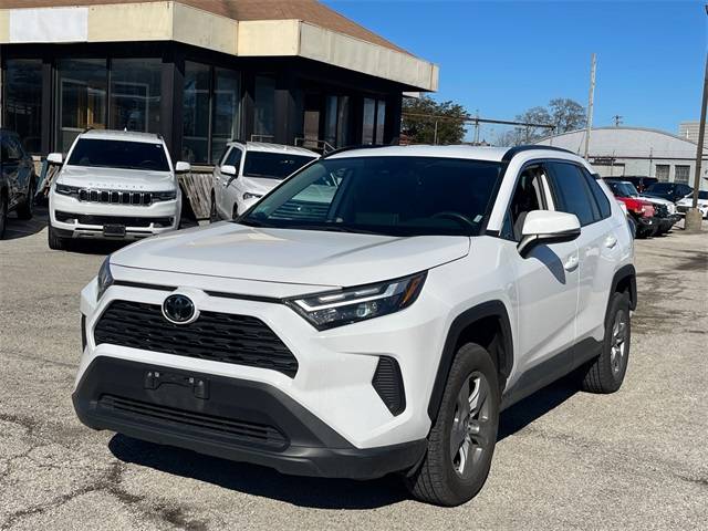 2022 Toyota RAV4 XLE — SUV — 56,025 mi — Chicago, IL