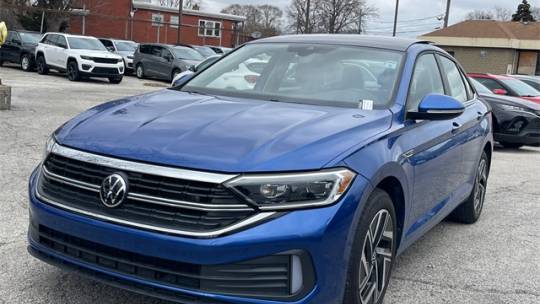 2024 Volkswagen Jetta SEL — Sedan — 12,590 mi — Chicago, IL