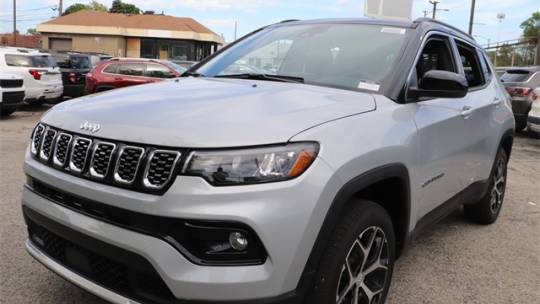 2024 Jeep Compass Limited — SUV — 8,676 mi — Chicago, IL
