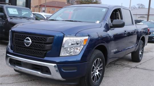 2022 Nissan Titan SV — Pickup Truck — 67,840 mi — Chicago, IL