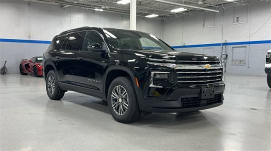 2024 Chevrolet Traverse LT — SUV — 11,470 mi — Lake Bluff, IL