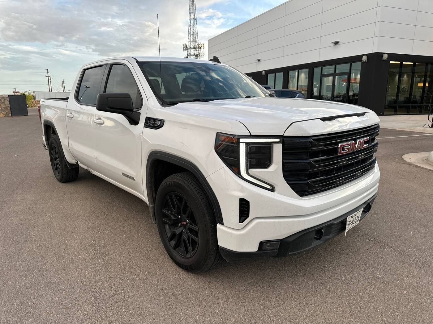 2022 GMC Sierra 1500 Elevation — Pickup Truck — 63,324 mi — El Paso, TX