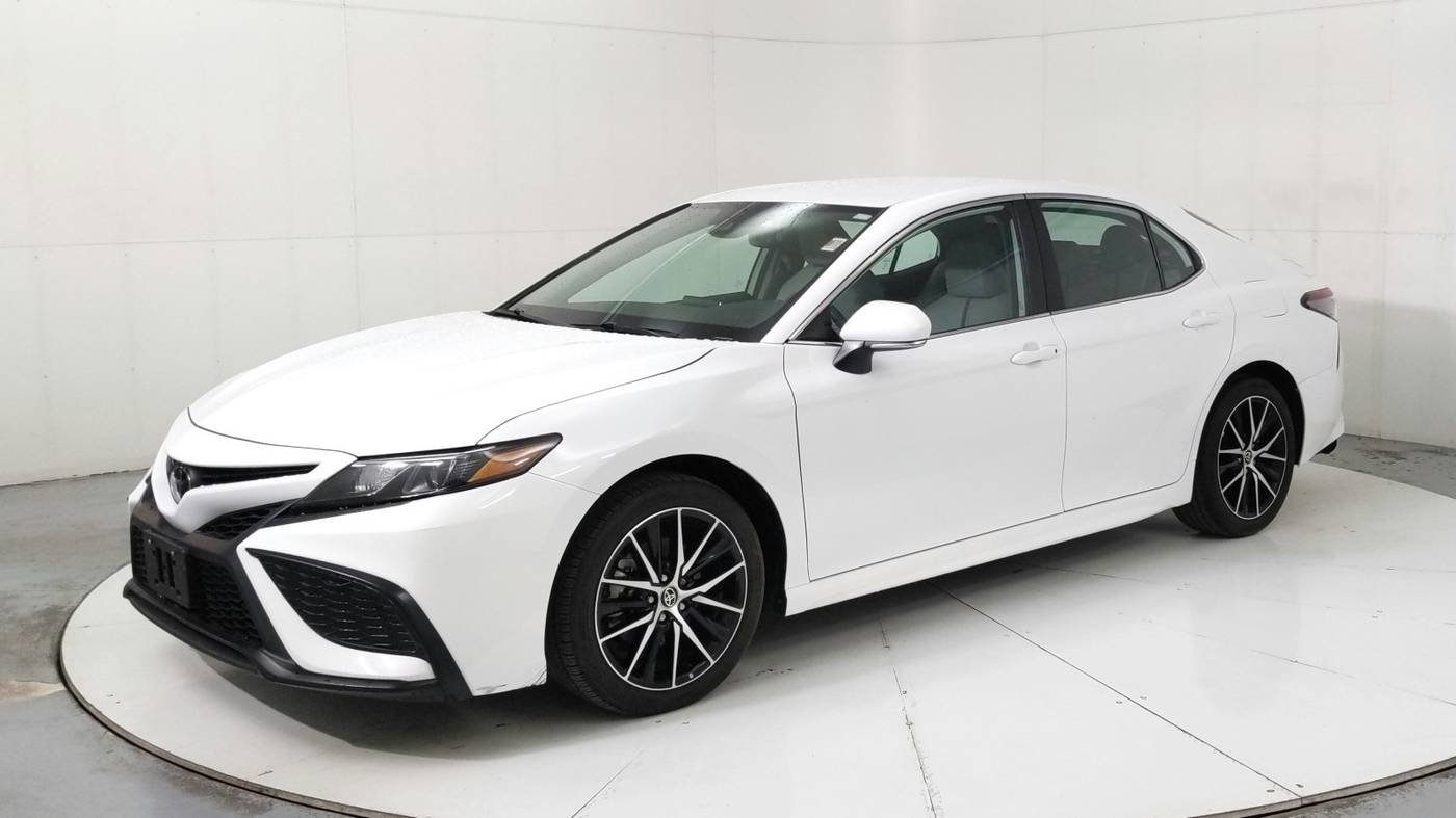 2023 Toyota Camry SE — Sedan — 16,050 mi — El Paso, TX