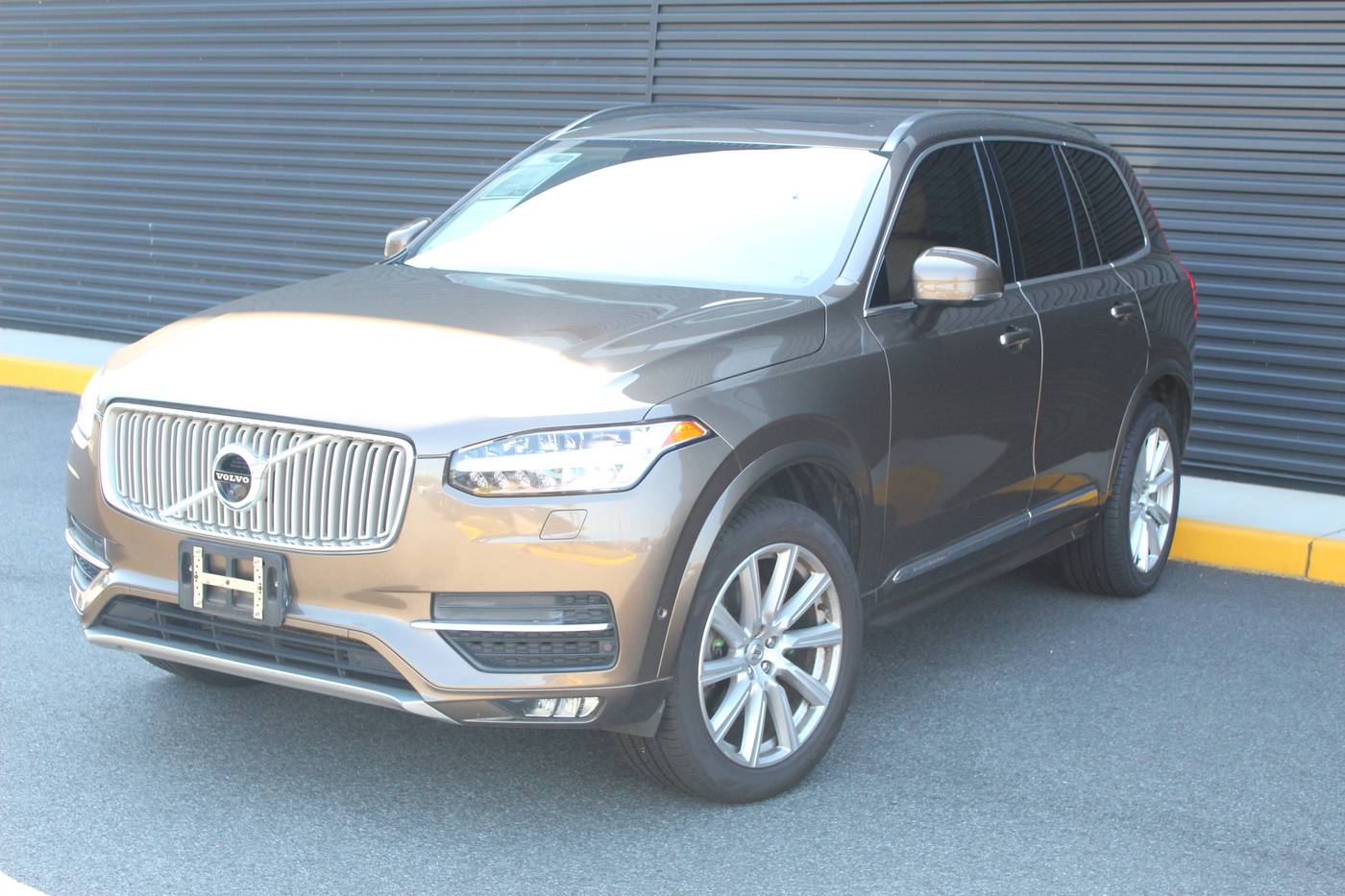 2016 Volvo XC90 T6 Inscription — SUV — 90,362 mi — Arlington, VA