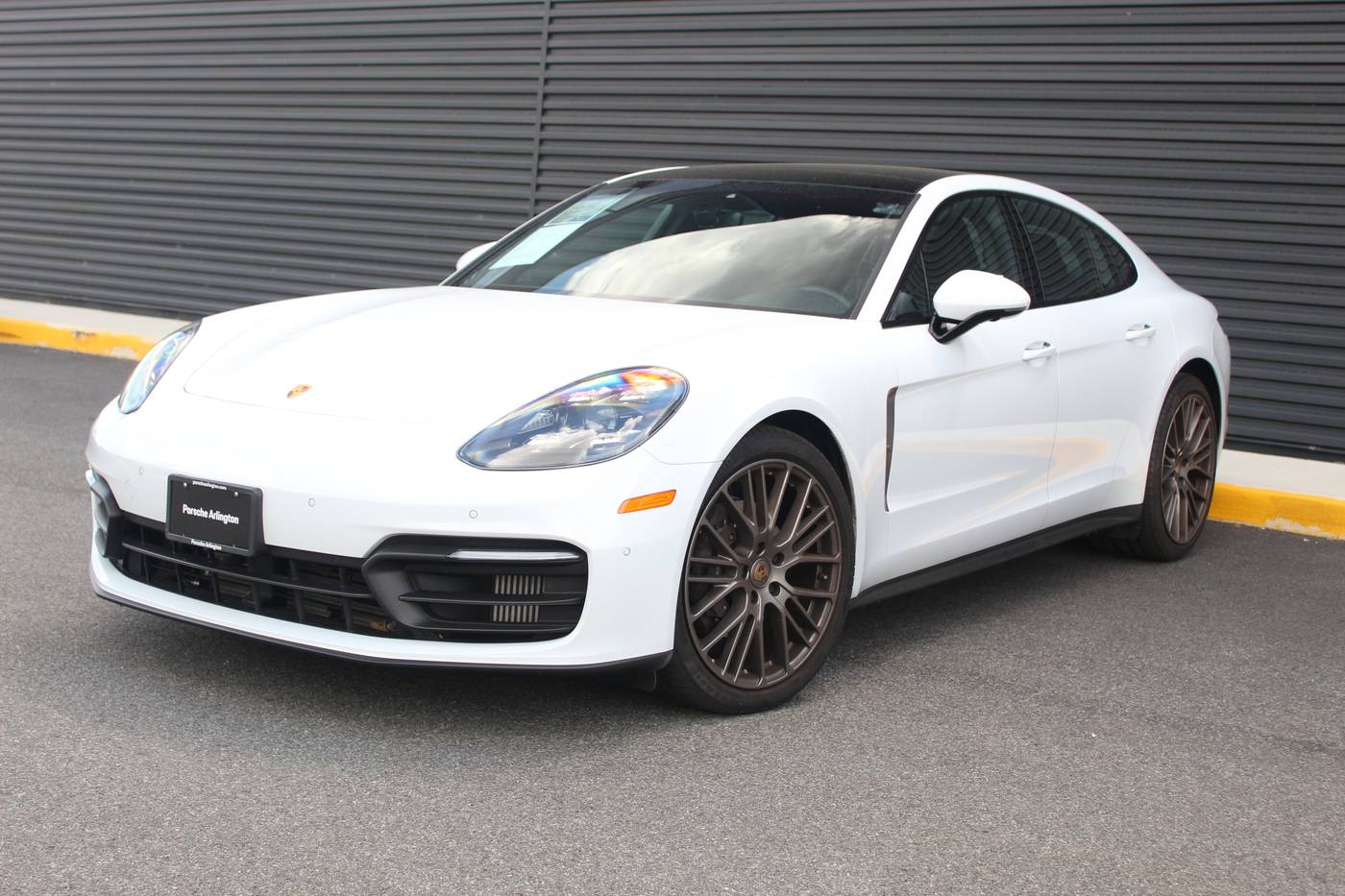 2022 Porsche Panamera 4 Platinum Edition — Hatchback — 23,838 mi — Arlington, VA