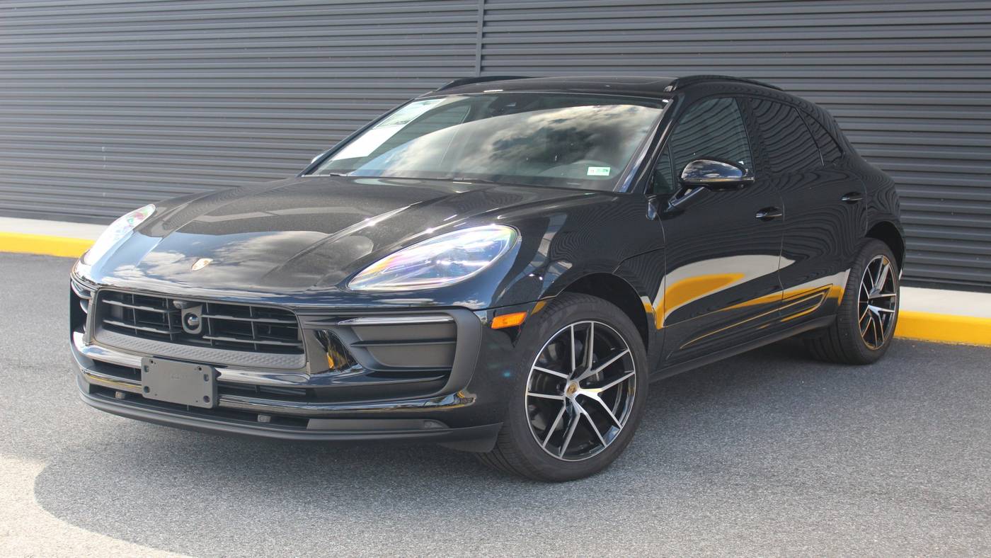 2025 Porsche Macan Standard — SUV — 6,816 mi — Arlington, VA