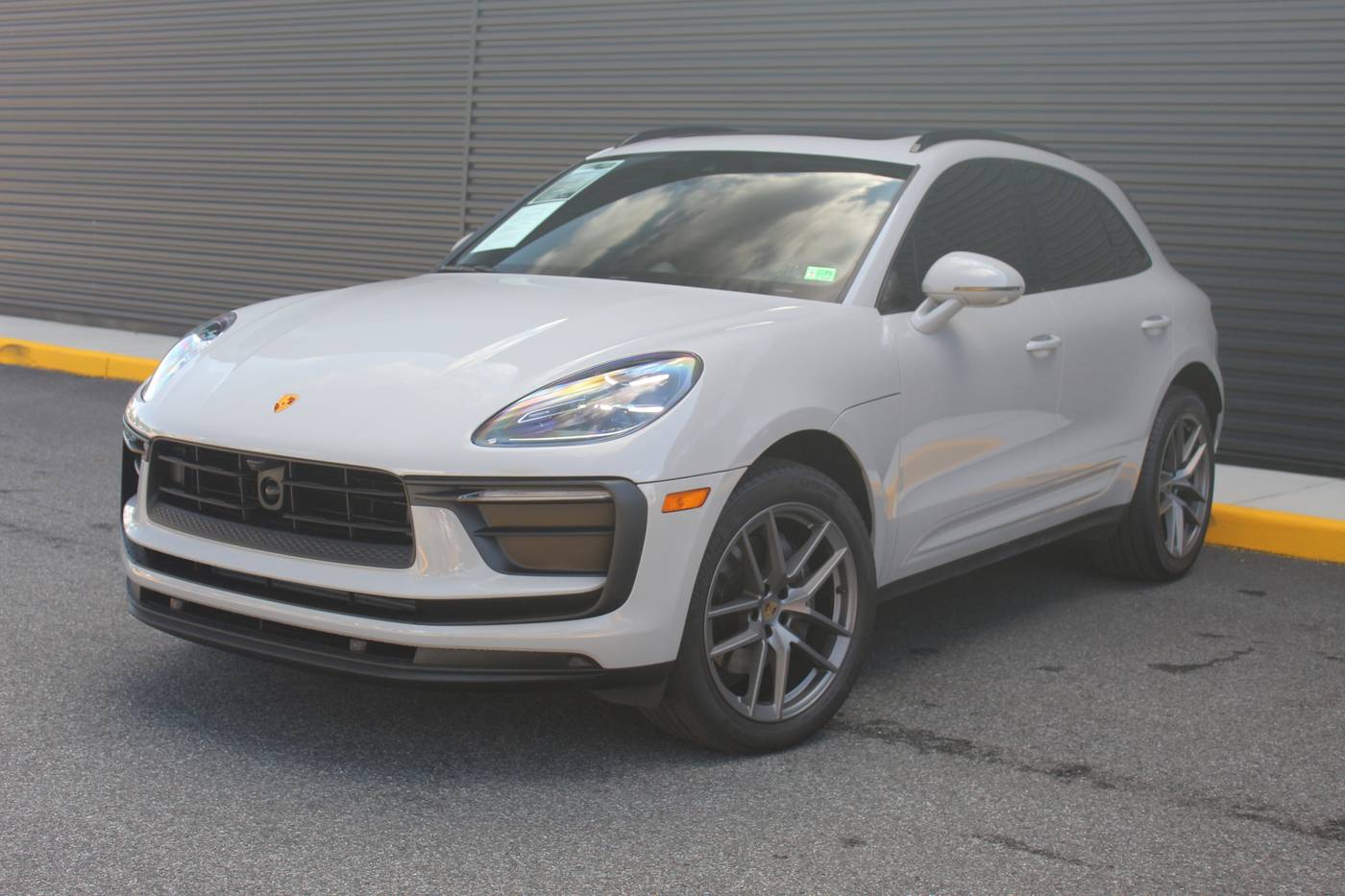 2023 Porsche Macan Standard — SUV — 25,582 mi — Arlington, VA