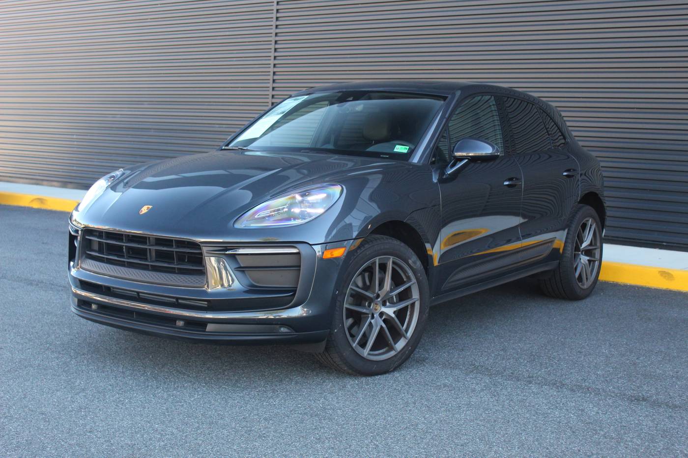2022 Porsche Macan Standard — SUV — 17,762 mi — Arlington, VA