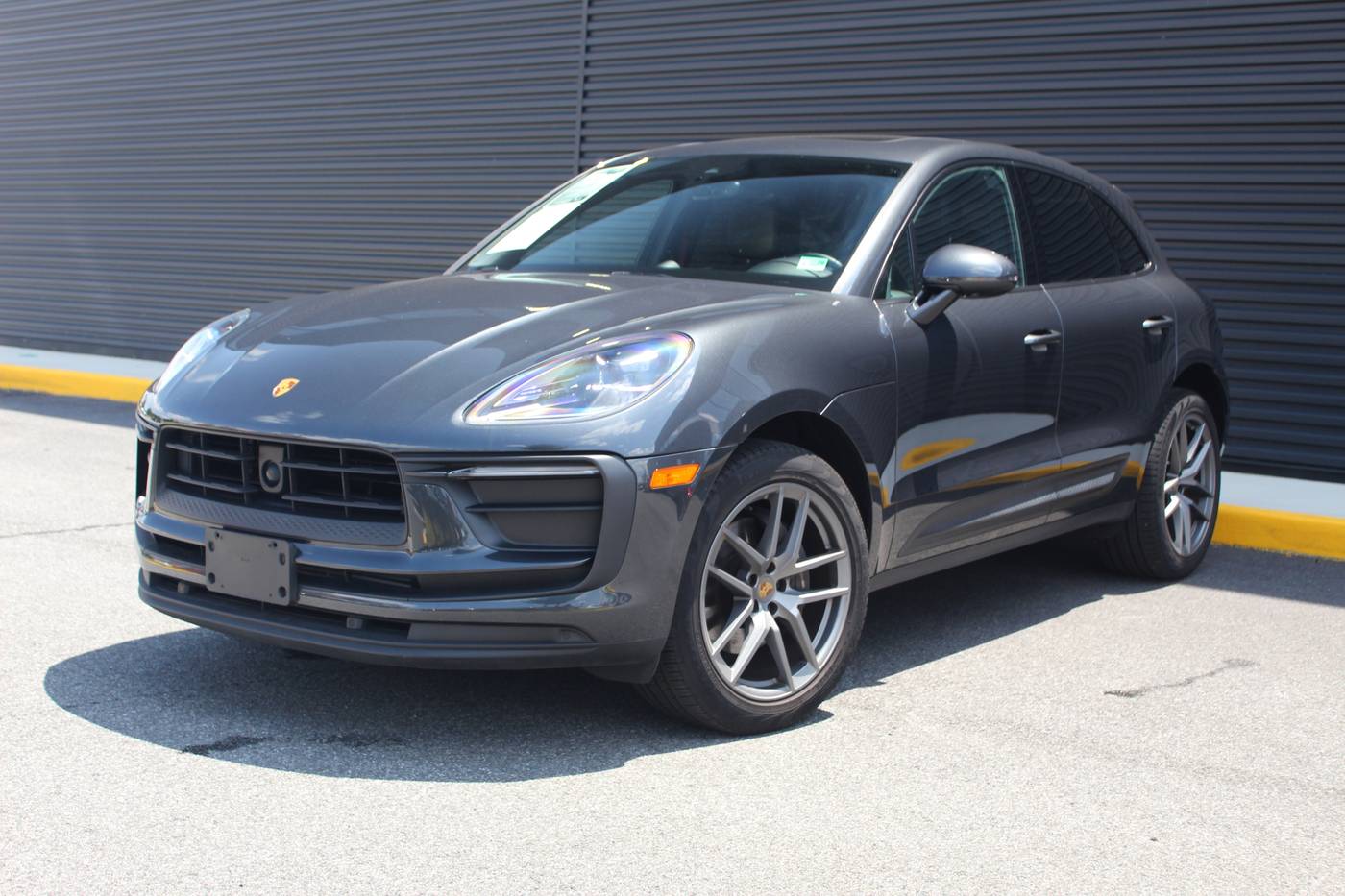 2022 Porsche Macan Standard — SUV — 20,104 mi — Arlington, VA