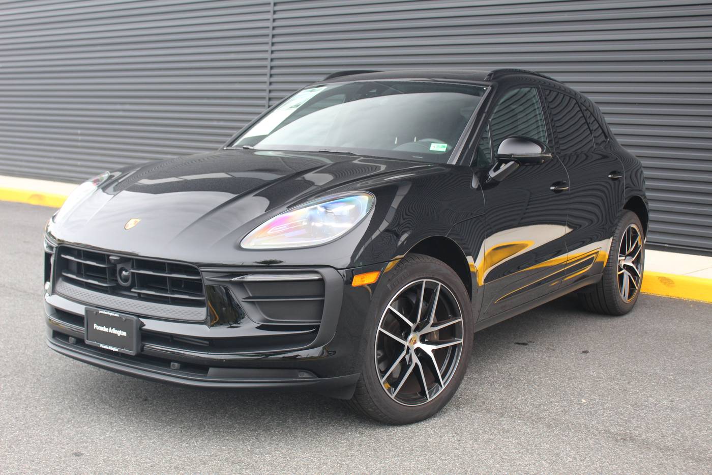 2025 Porsche Macan Macan — SUV — 8,866 mi — Arlington, VA