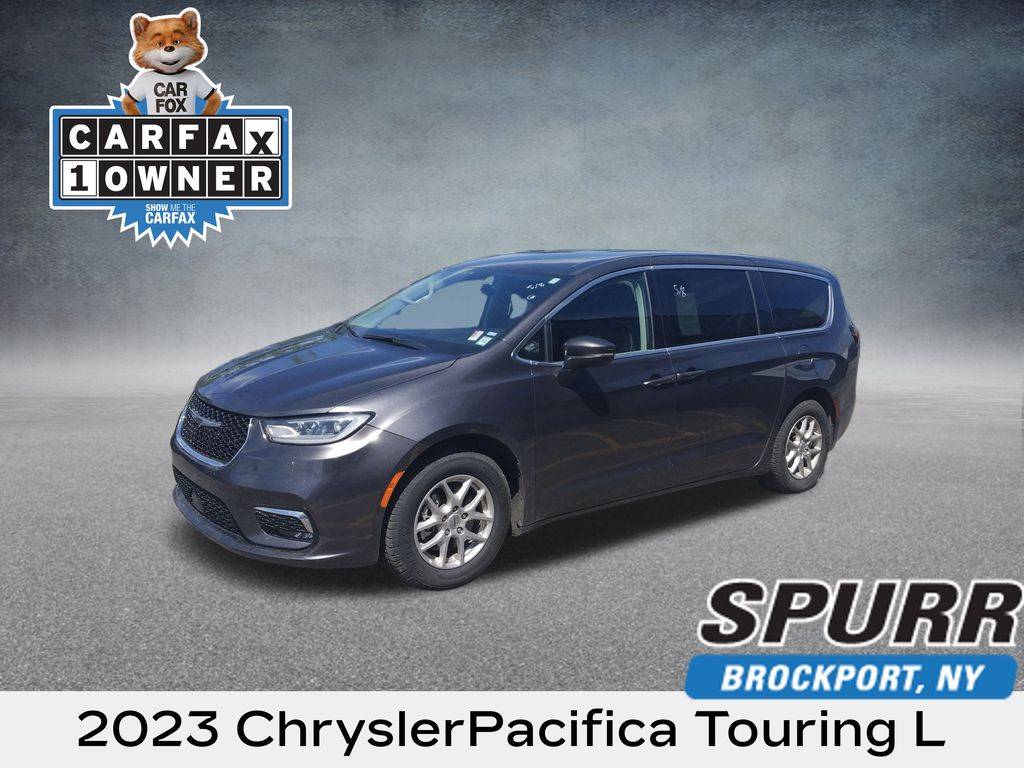 2023 Chrysler Pacifica Touring L — Minivan — 56,557 mi — Brockport, NY