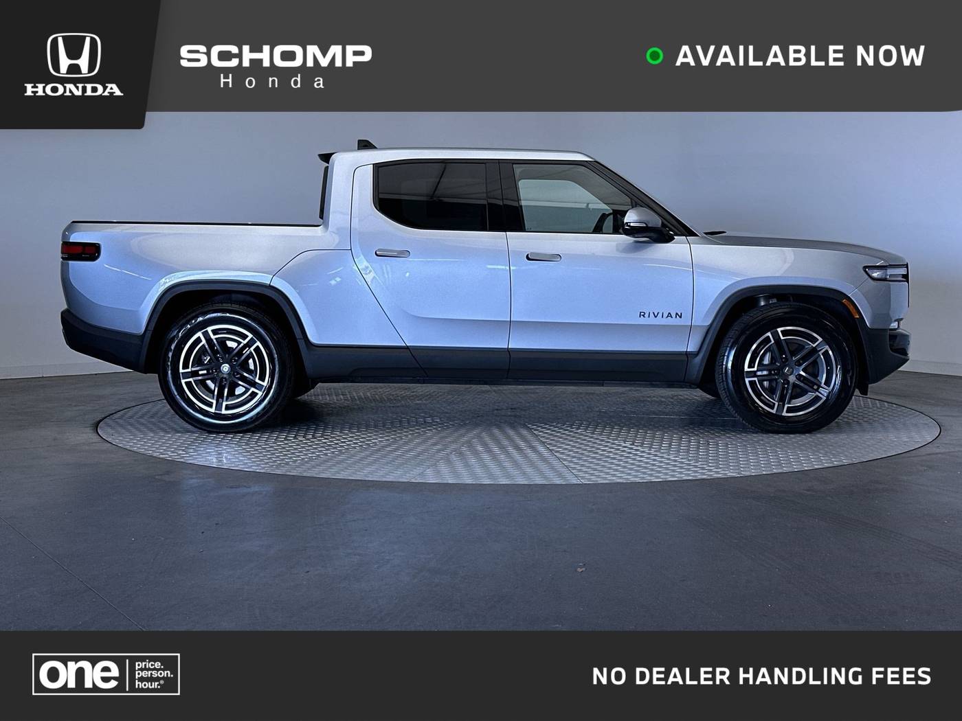2025 Rivian R1T Adventure