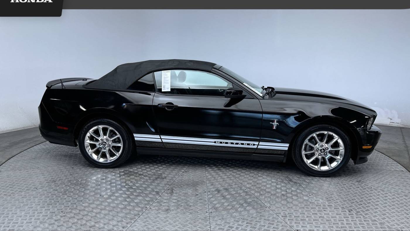 2011 Ford Mustang V6 Premium — Convertible — 90,836 mi — Highlands Ranch, CO