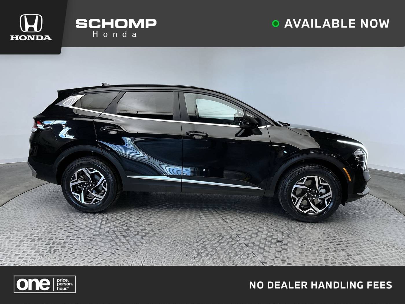 2023 Kia Sportage LX — SUV — 18,763 mi — Highlands Ranch, CO