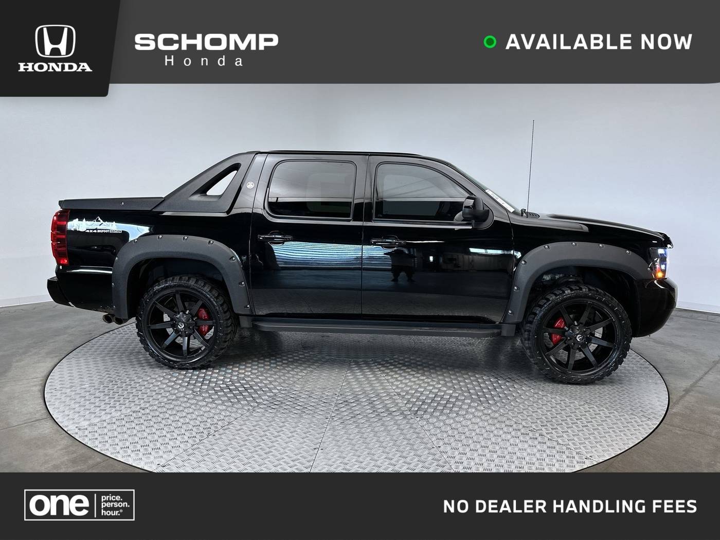 2011 Chevrolet Avalanche LT — Pickup Truck — 104,517 mi — Highlands Ranch, CO