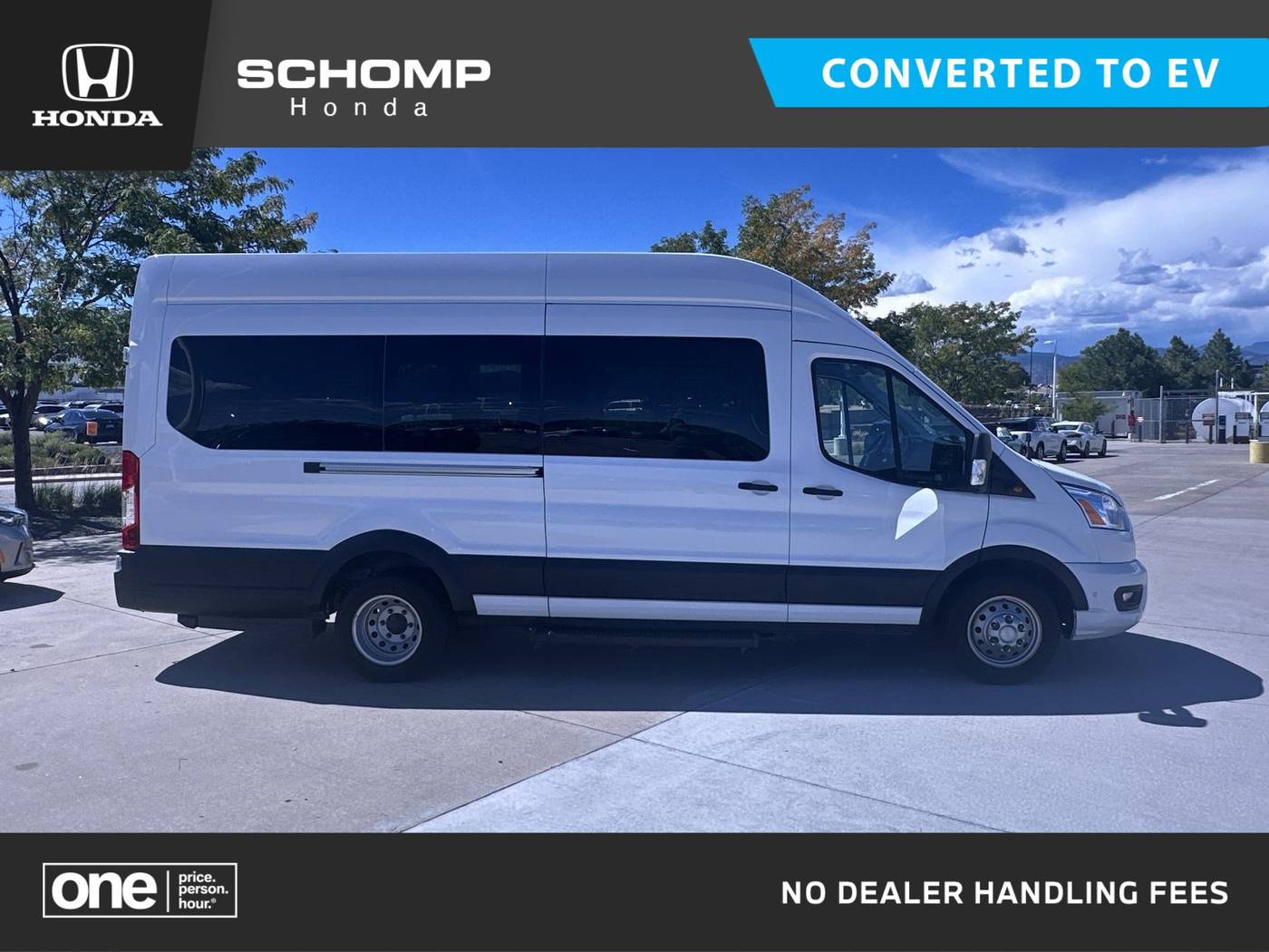 2021 Ford Transit Passenger Wagon T-350 HD XLT — Passenger Van — 7,219 mi — Highlands Ranch, CO