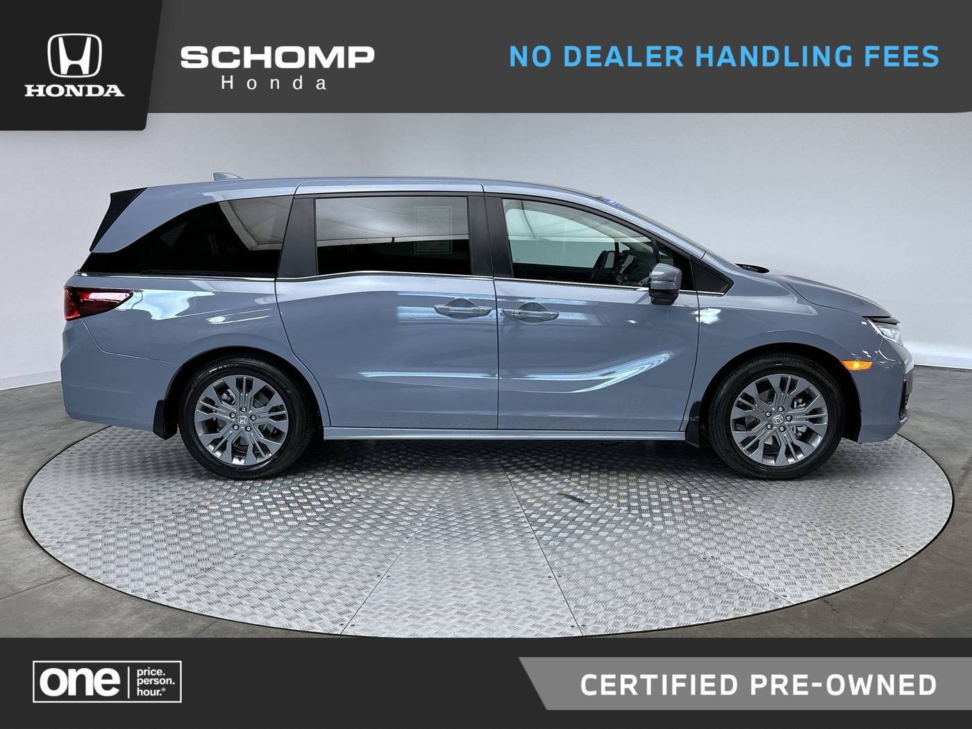 2025 Honda Odyssey Touring — Minivan — 4,156 mi — Highlands Ranch, CO