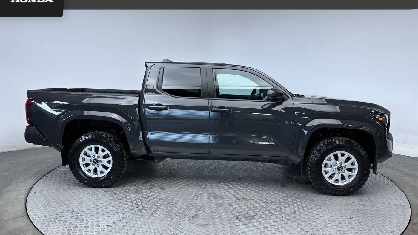 2024 Toyota Tacoma SR5 — Pickup Truck — 3,828 mi — Highlands Ranch, CO