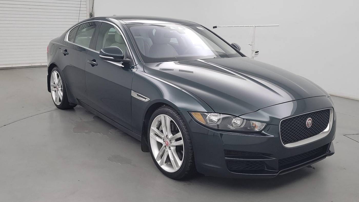 2017 Jaguar XE