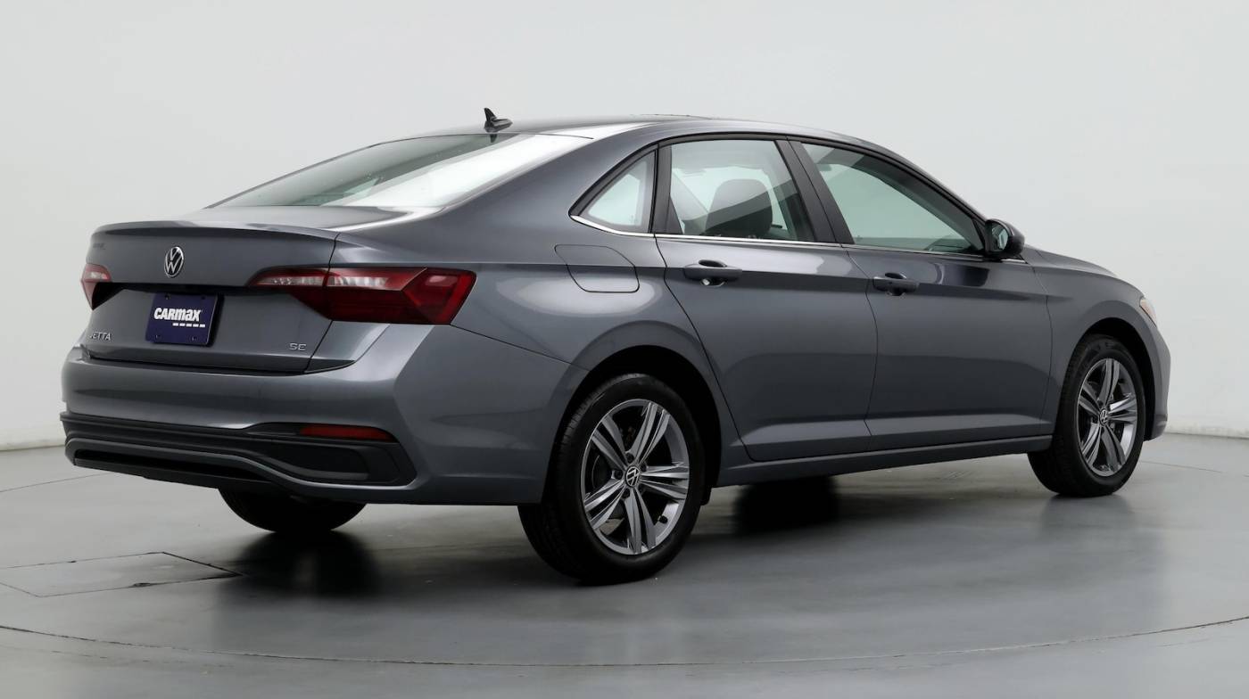 2023 Volkswagen Jetta SE — Sedan — 12,831 mi — Wilmington, NC