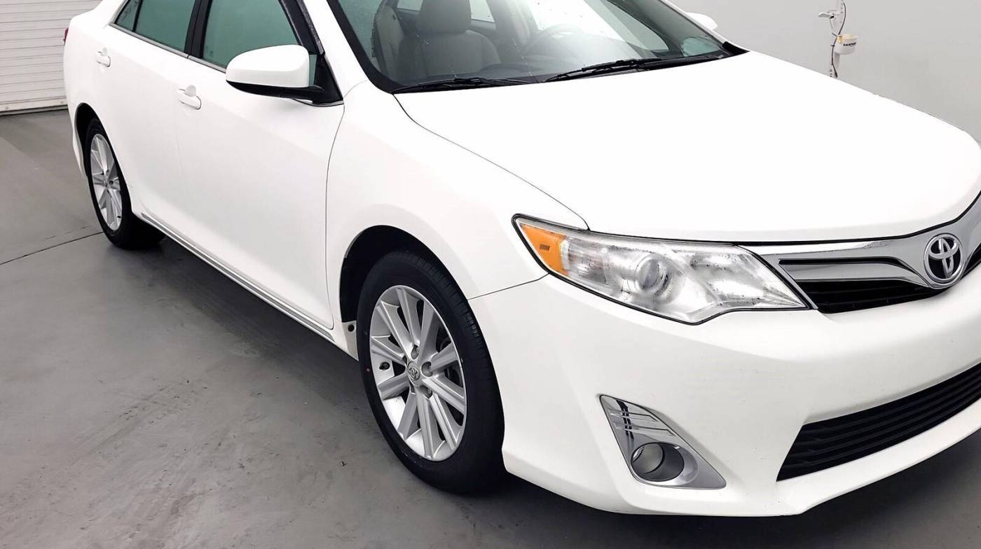 2014 Toyota Camry XLE — Sedan — 45,441 mi — Wilmington, NC