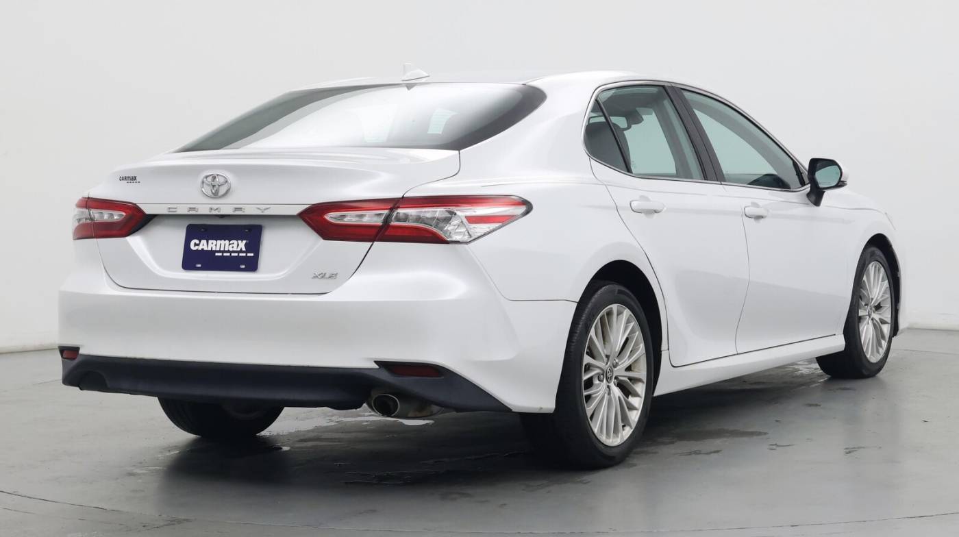2020 Toyota Camry XLE — Sedan — 30,386 mi — Wilmington, NC