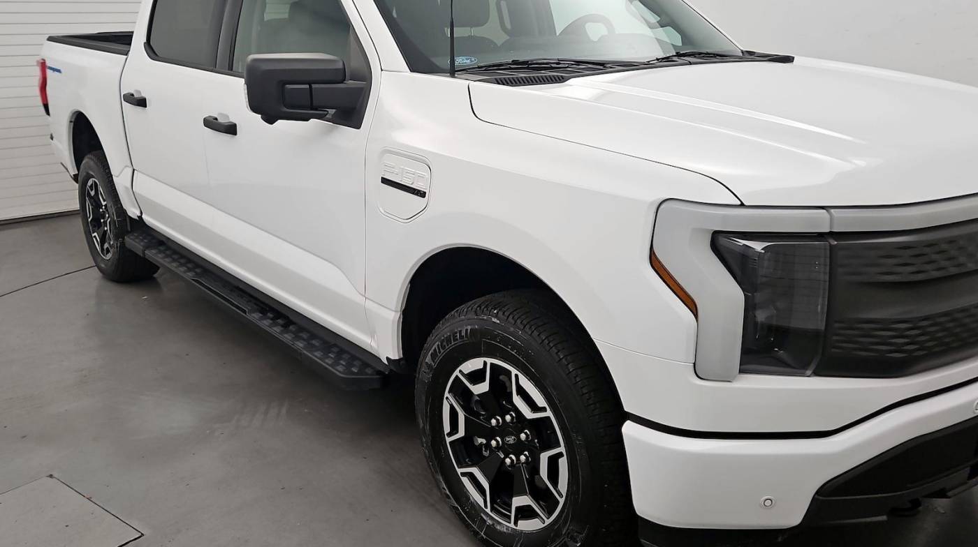 2022 Ford F-150 Lightning XLT — Pickup Truck — 25,237 mi — LaFayette, LA