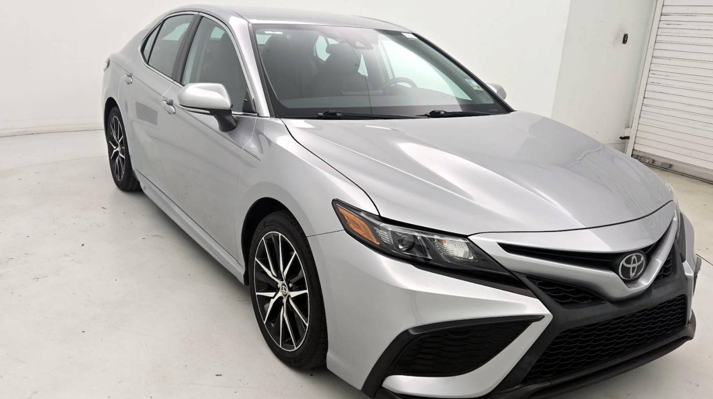 2022 Toyota Camry SE — Sedan — 10,357 mi — LaFayette, LA