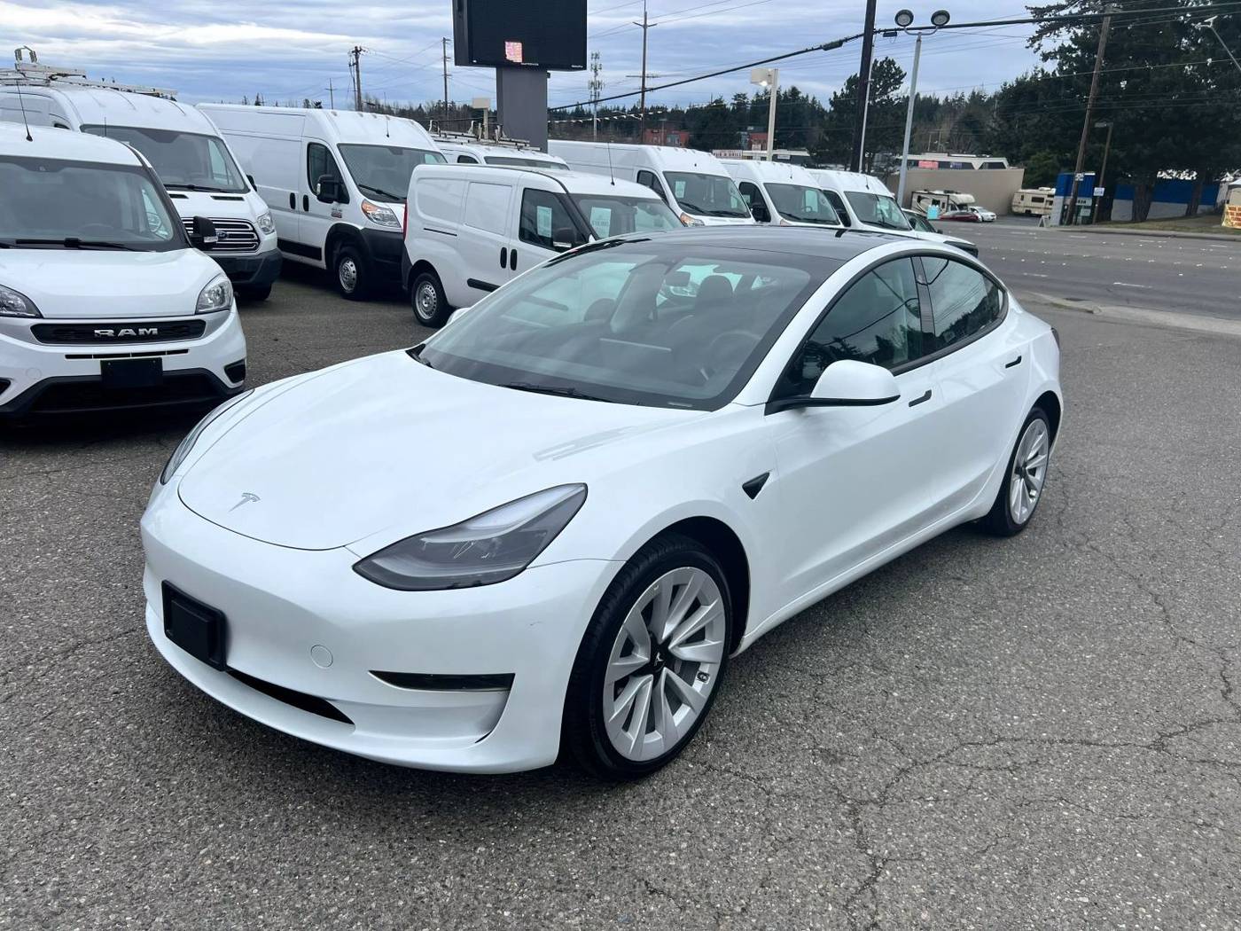 2023 Tesla Model 3 Model 3 — Sedan — 32,197 mi — Lynnwood, WA