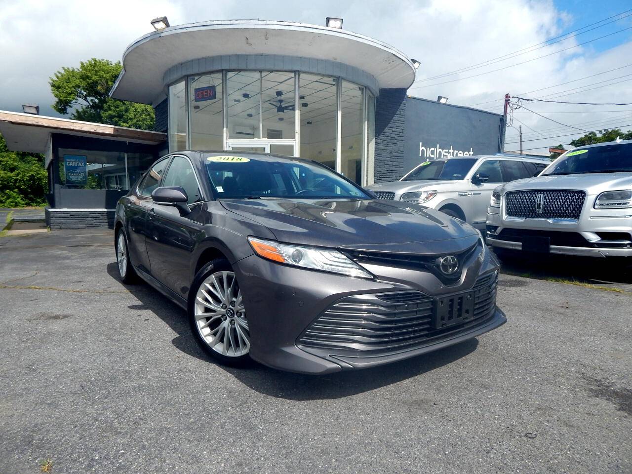 2018 Toyota Camry XLE — Sedan — 88,259 mi — Pottstown, PA