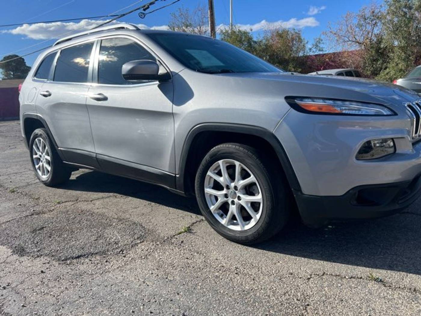 2017 Jeep Cherokee Latitude — SUV — 92,120 mi — Las Vegas, NV