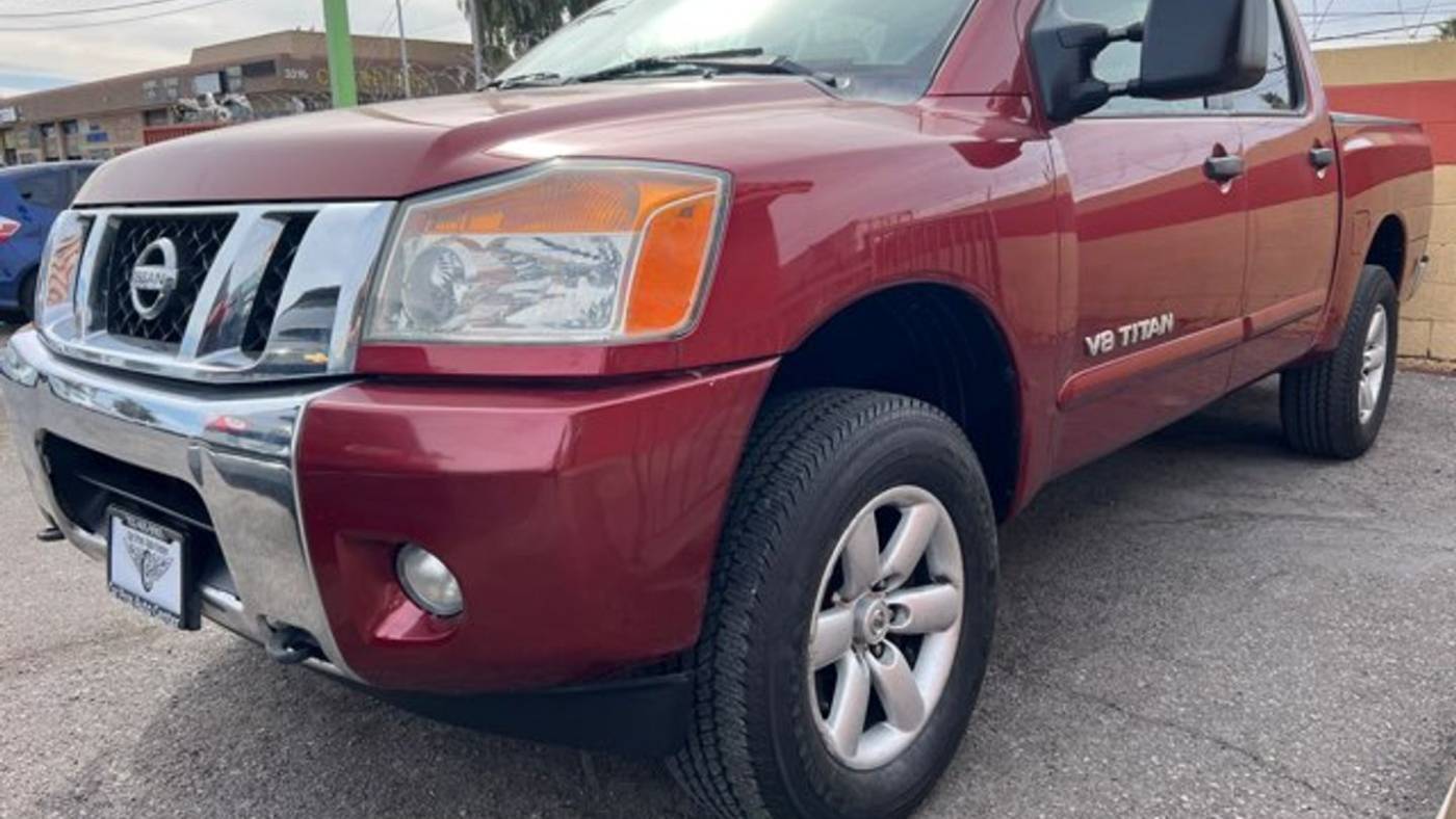2014 Nissan Titan SV — Pickup Truck — 126,184 mi — Las Vegas, NV