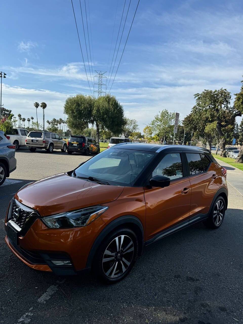 2020 Nissan Kicks SR — SUV — 114,570 mi — Bell, CA