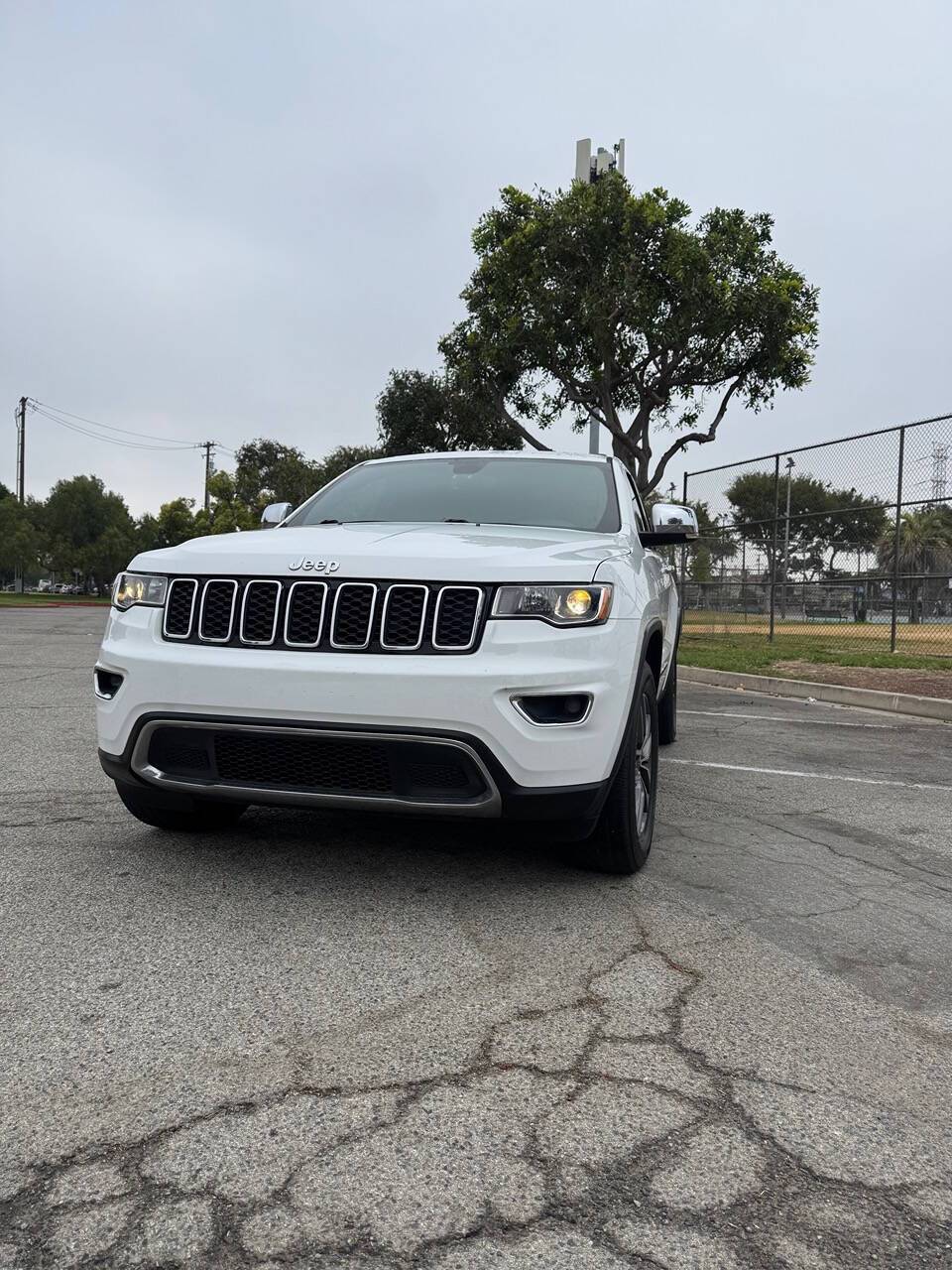 2020 Jeep Grand Cherokee Limited — SUV — 107,456 mi — Bell, CA