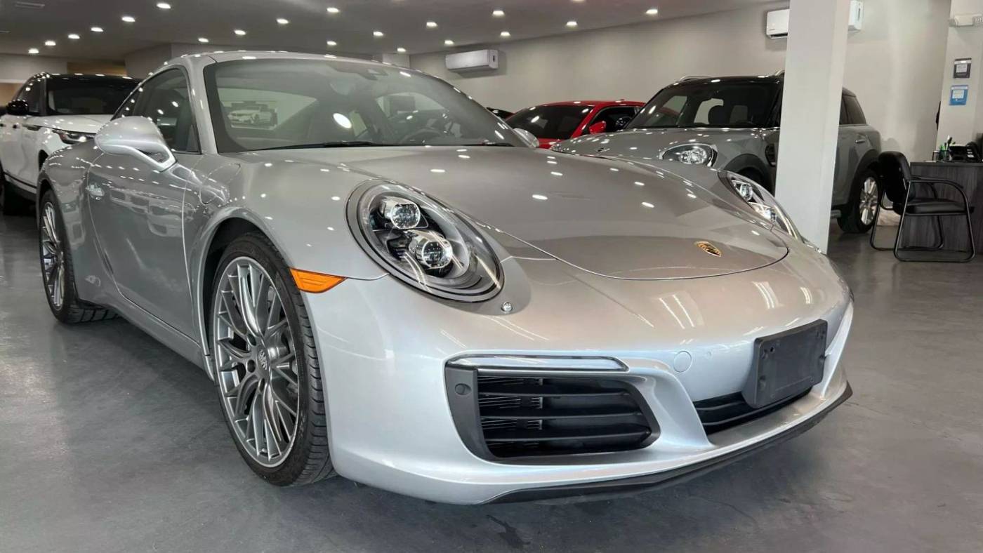 2017 Porsche 911 Carrera — Coupe — 43,510 mi — Tampa, FL