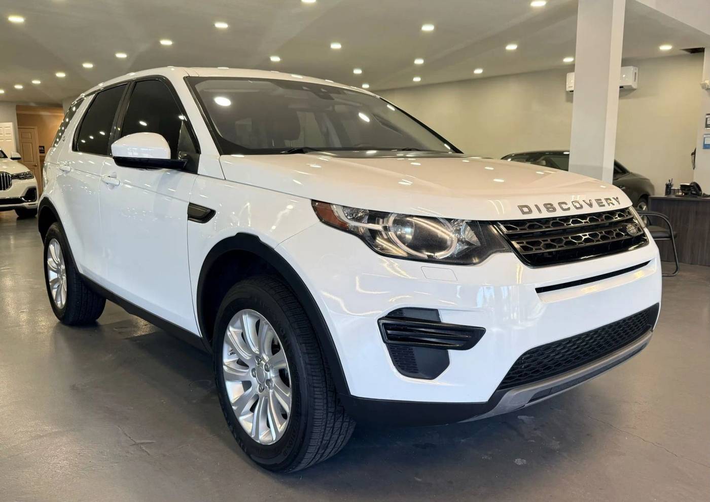 2017 Land Rover Discovery Sport SE — SUV — 99,045 mi — Tampa, FL