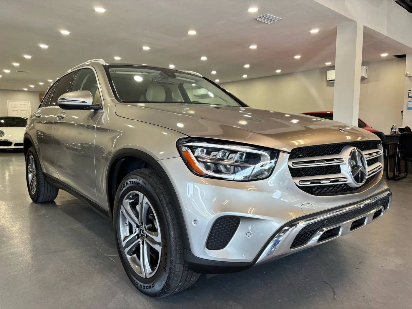 2021 Mercedes-Benz GLC GLC 300 — SUV — 25,070 mi — Tampa, FL