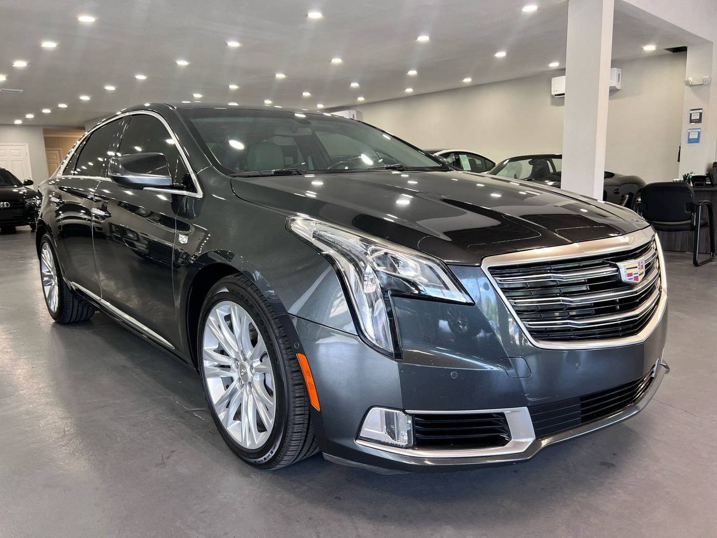 2019 Cadillac XTS Luxury — Sedan — 97,755 mi — Tampa, FL