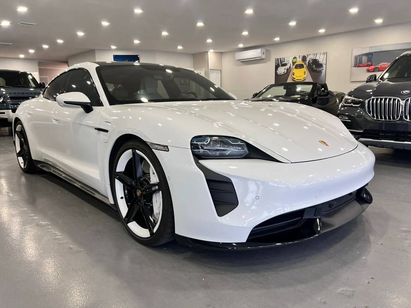 2020 Porsche Taycan Turbo