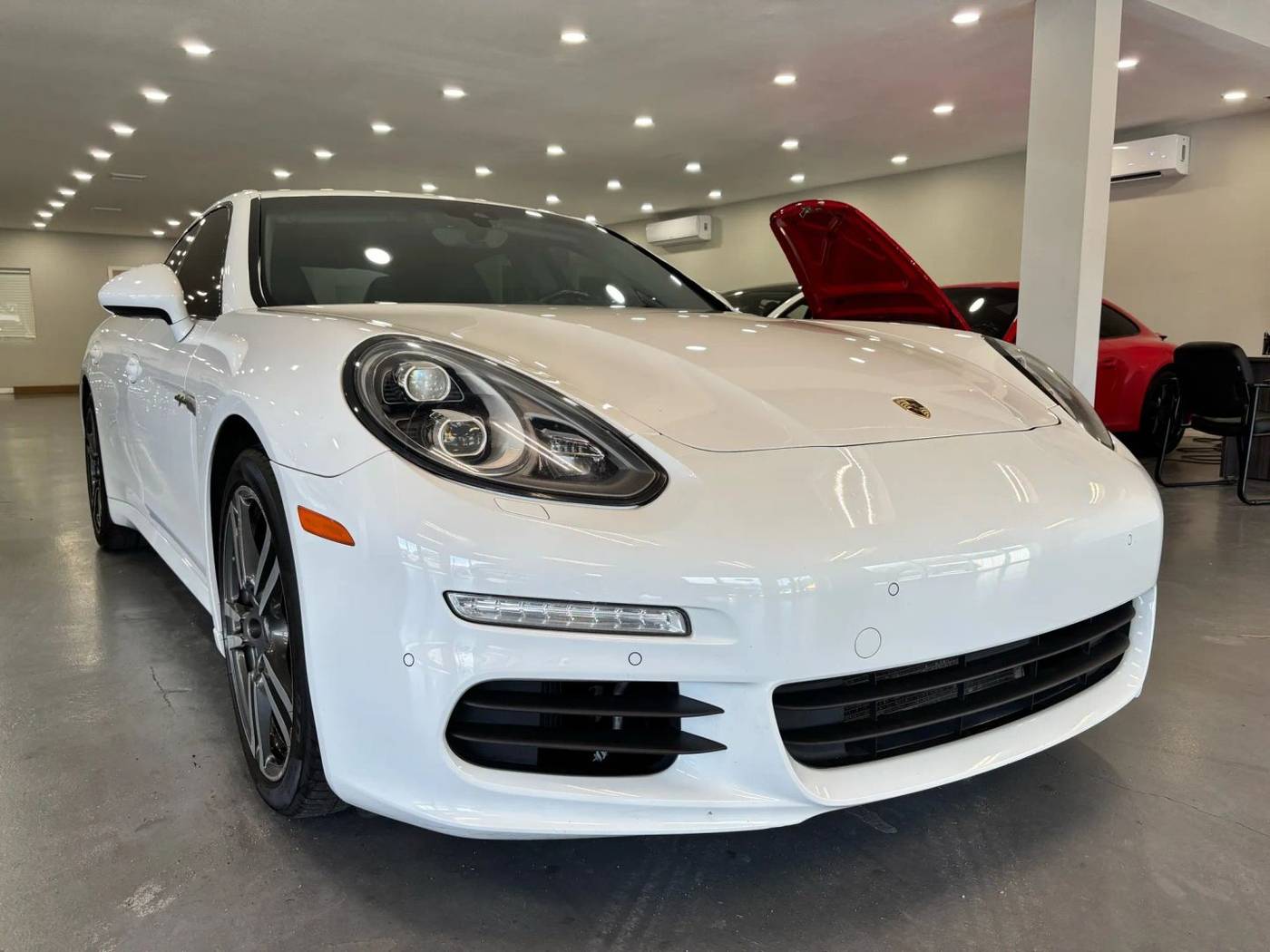 2014 Porsche Panamera S E-Hybrid — Sedan — 102,730 mi — Tampa, FL